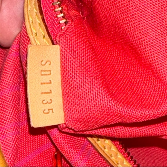 SOLD Louis Vuitton Delightful MM - Picture 16 of 16